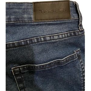 Tahari- Slim cut denim jeans in great condition. Been worn twice. Great quality!